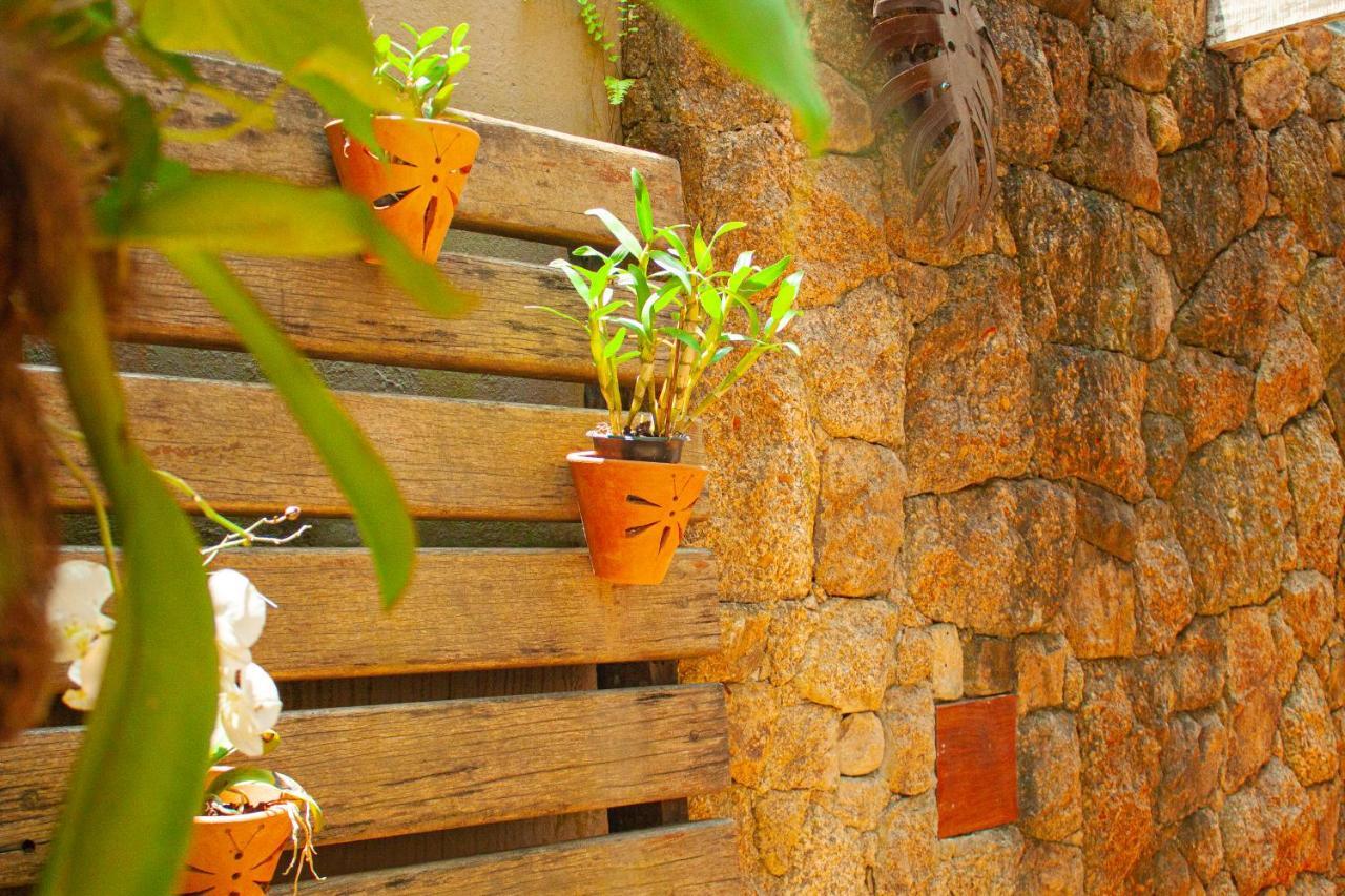 Vila Jabutis Γκουαρούχα Εξωτερικό φωτογραφία
